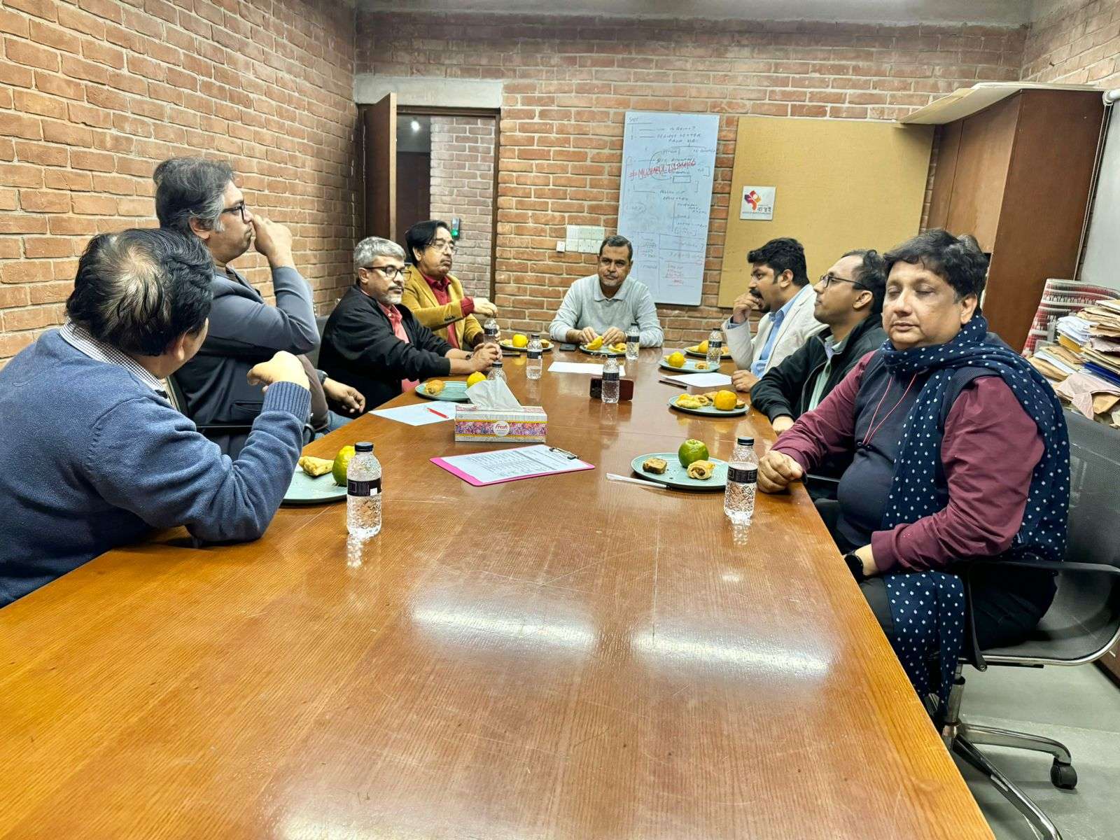 1ST MEETING OF IAB PHOTO ARCHIVE COMMITTEE