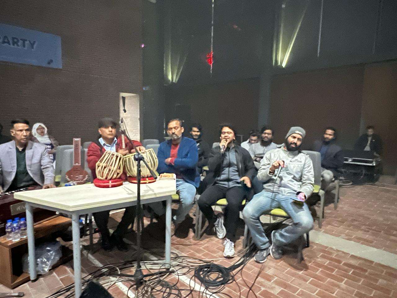 Pitha utsob: gaan o adda